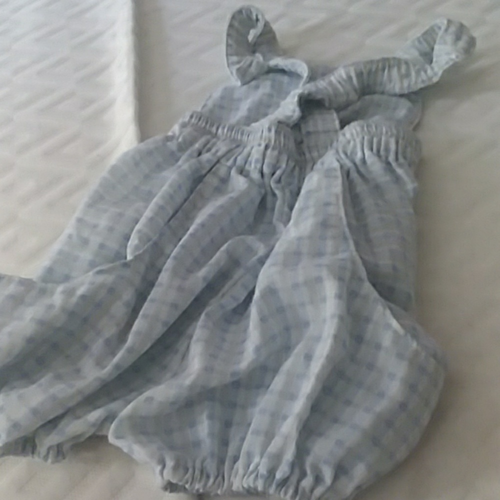 One piece bib - Picture 4 of 4